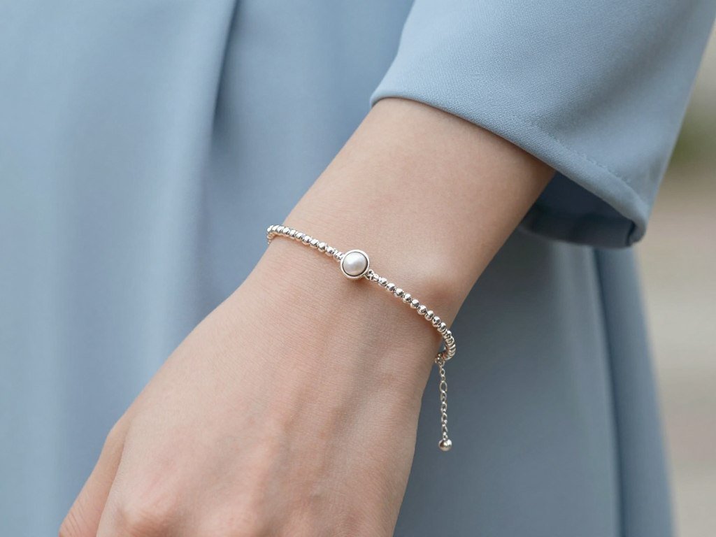 Silver bracelet bridesmaid accessory spring