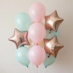 elegant balloon bouquet ideas featuring mixed colors and metallic foil balloons arranged in stunning display